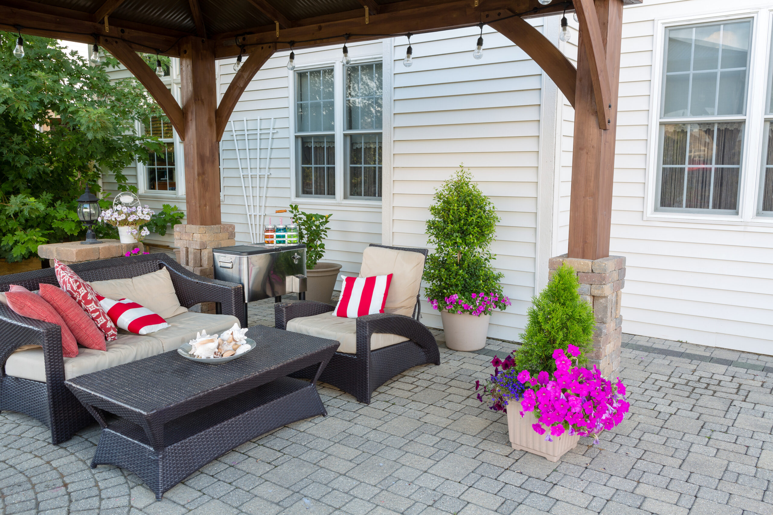 Patio Decorating Ideas for Spring
