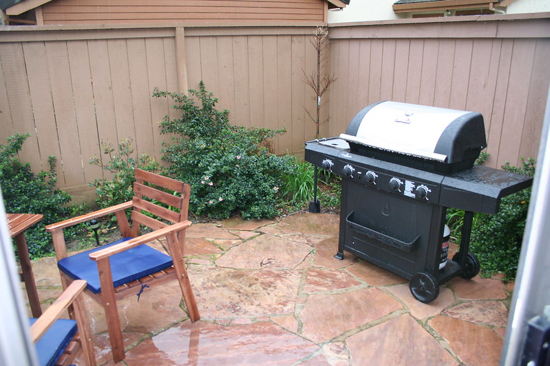 Pellet Grill Maintenance and Cleaning / Flickr / Chris Cowan